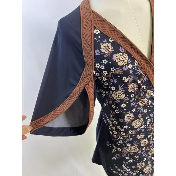 VTG BCBG Gorgeous Y2K Asian Print Kimono Wrap Top Women’s Small Blue Brown - Picture 4 of 11